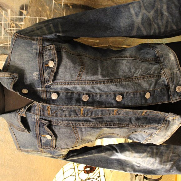 💛MOSSIMO Jean Jacket - Picture 2 of 8